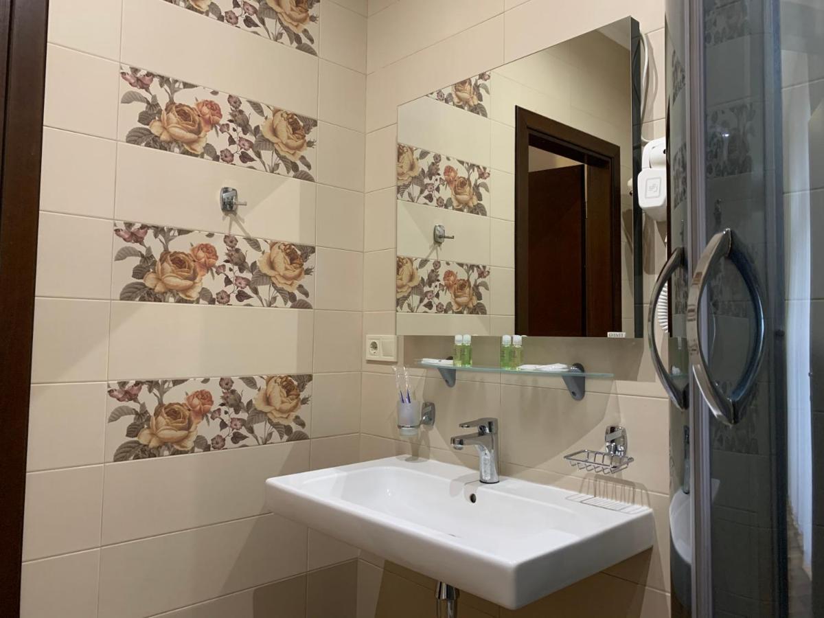 Viktoria Park Hotel Buča Exteriér fotografie