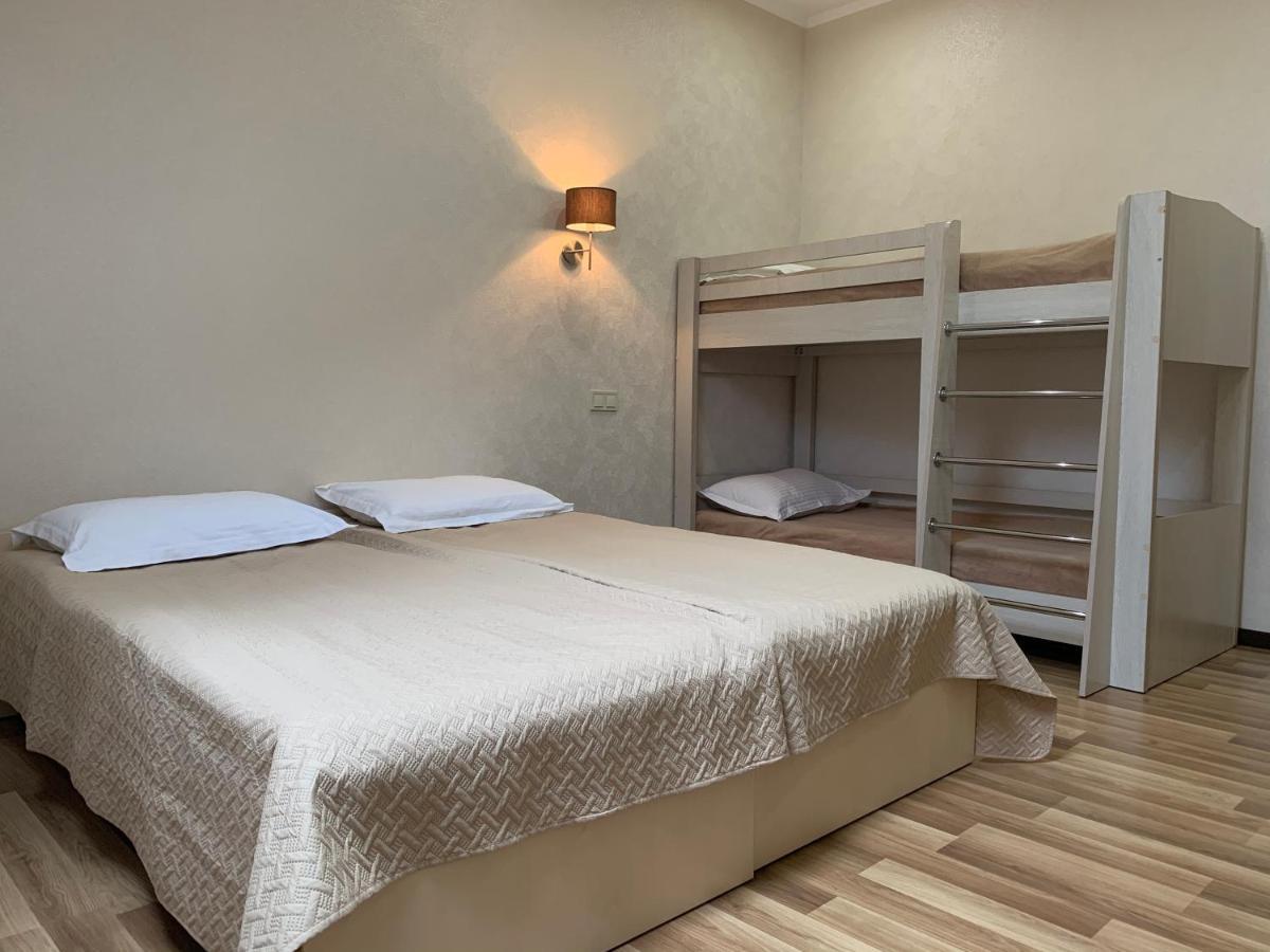 Viktoria Park Hotel Buča Exteriér fotografie